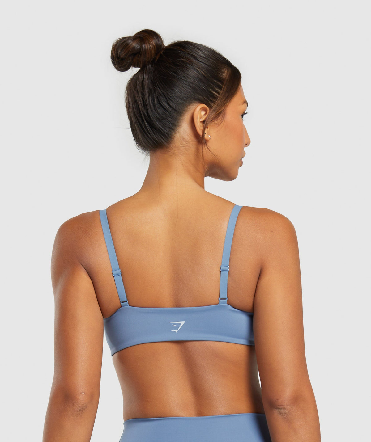Elevate Twist Sports Bra