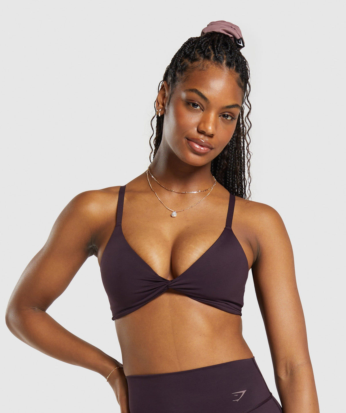 Elevate Twist Sports Bra