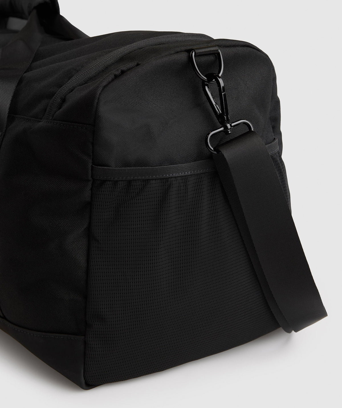 MEDIUM EVERYDAY GYM BAG