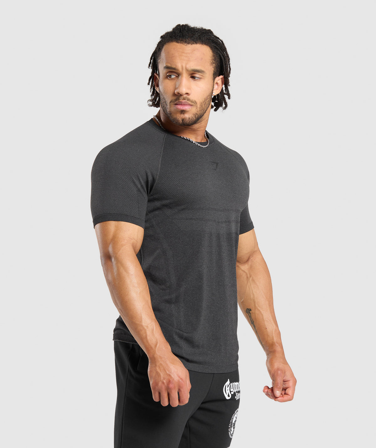 ELITE SEAMLESS T-SHIRT