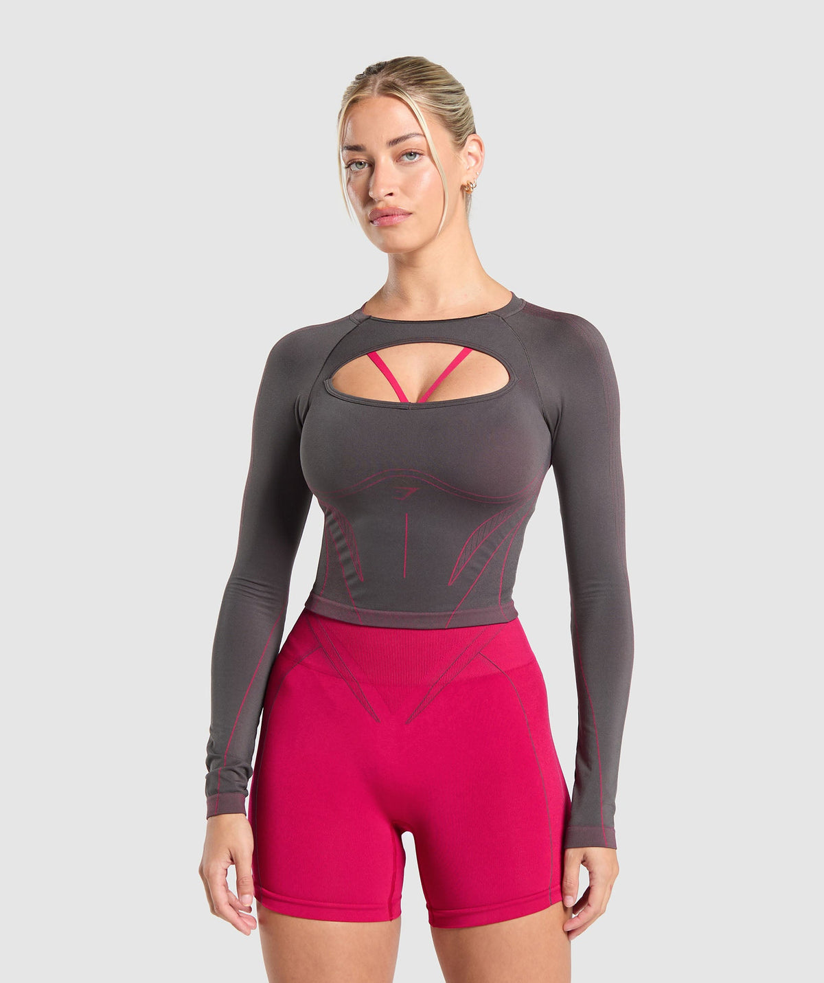 APEX CONTRAST LONG SLEEVE TOP