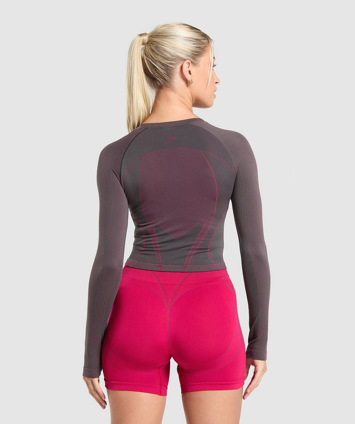APEX CONTRAST LONG SLEEVE TOP