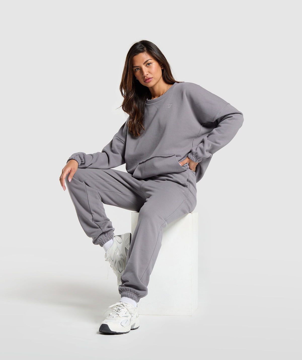 FLEECE OVERSIZED SWEATSHIRT