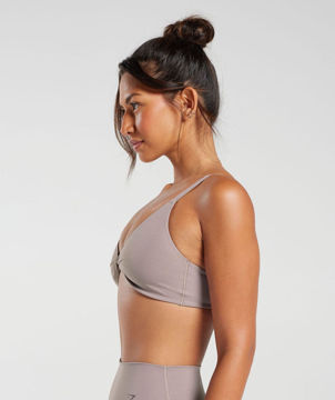 Elevate Twist Sports Bra