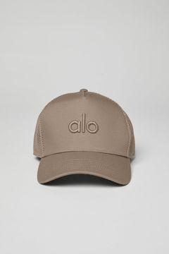 DISTRICT TRUCKER HAT