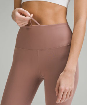 Wunder Train High-Rise Tight 28"