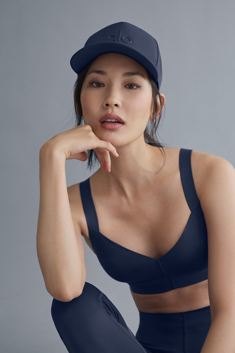 PERFORMANCE DISTRICT TRUCKER HAT