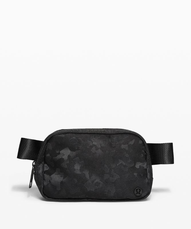 Everywhere Belt Bag 1L