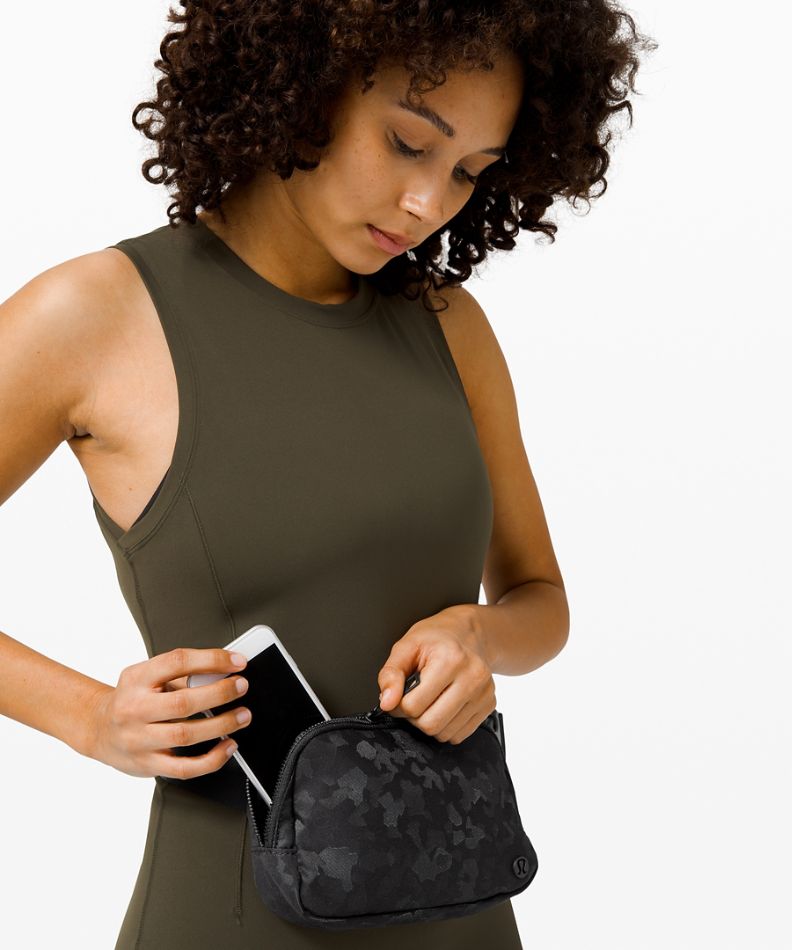 Everywhere Belt Bag 1L