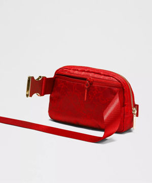New Year Everywhere Belt Bag 1L