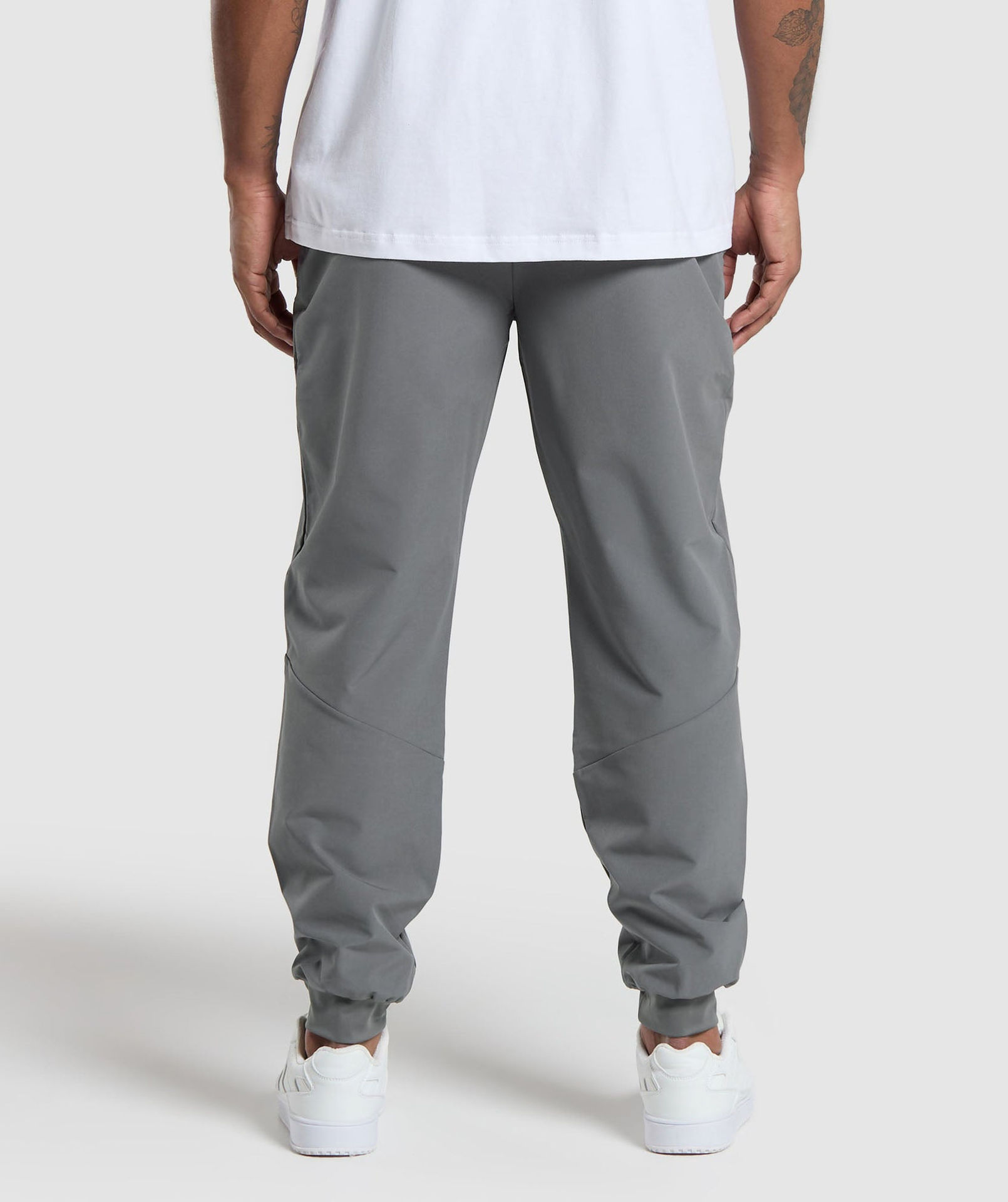 EASE WOVEN JOGGERS