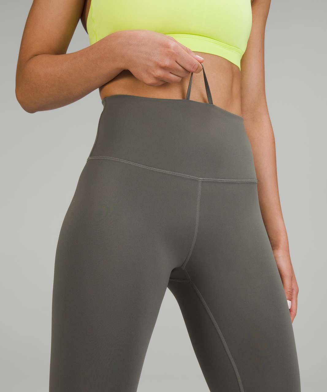 Lululemon Wunder Train High-Rise Tight 28"