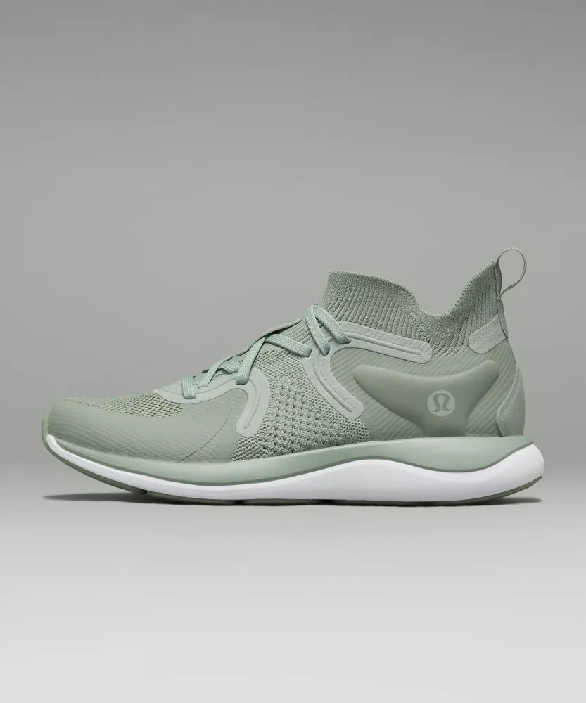 Chargefeel 2 Mid Women's Workout Shoe