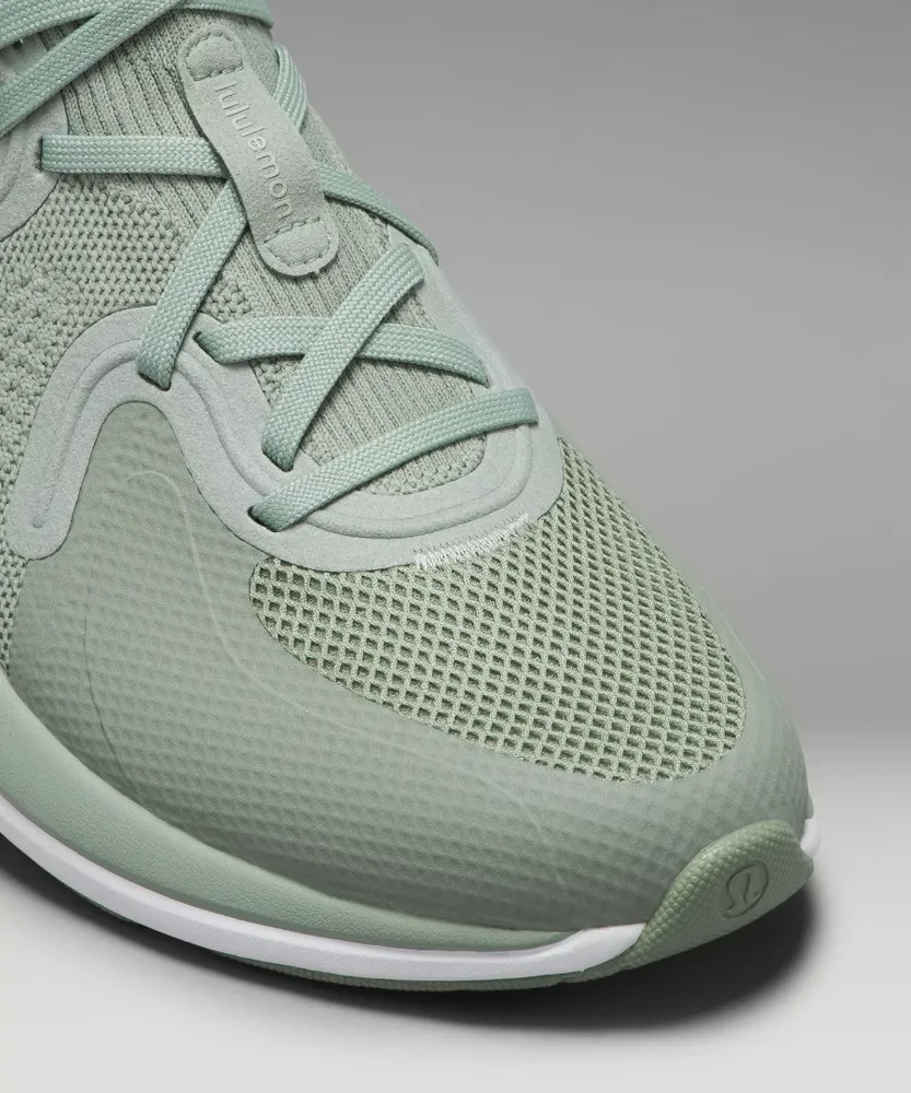 Chargefeel 2 Mid Women's Workout Shoe