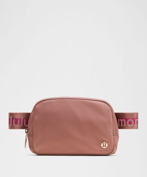 Everywhere Belt Bag 1L Wordmark