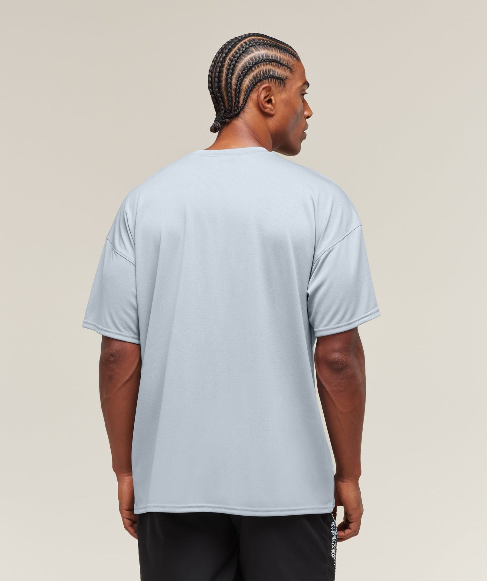 OVERSIZED PERFORMANCE T-SHIRT