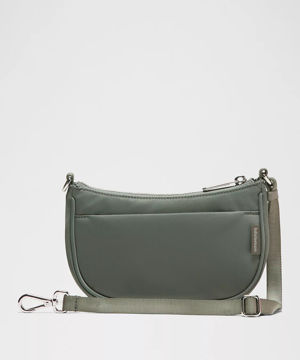 City Essentials Mini Shoulder Bag 1L