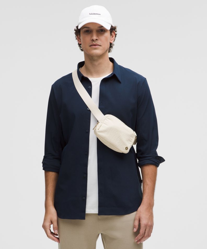 Lululemon Everywhere Belt Bag 1L