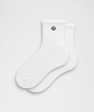 Unisex Daily Essential Quarter Socks