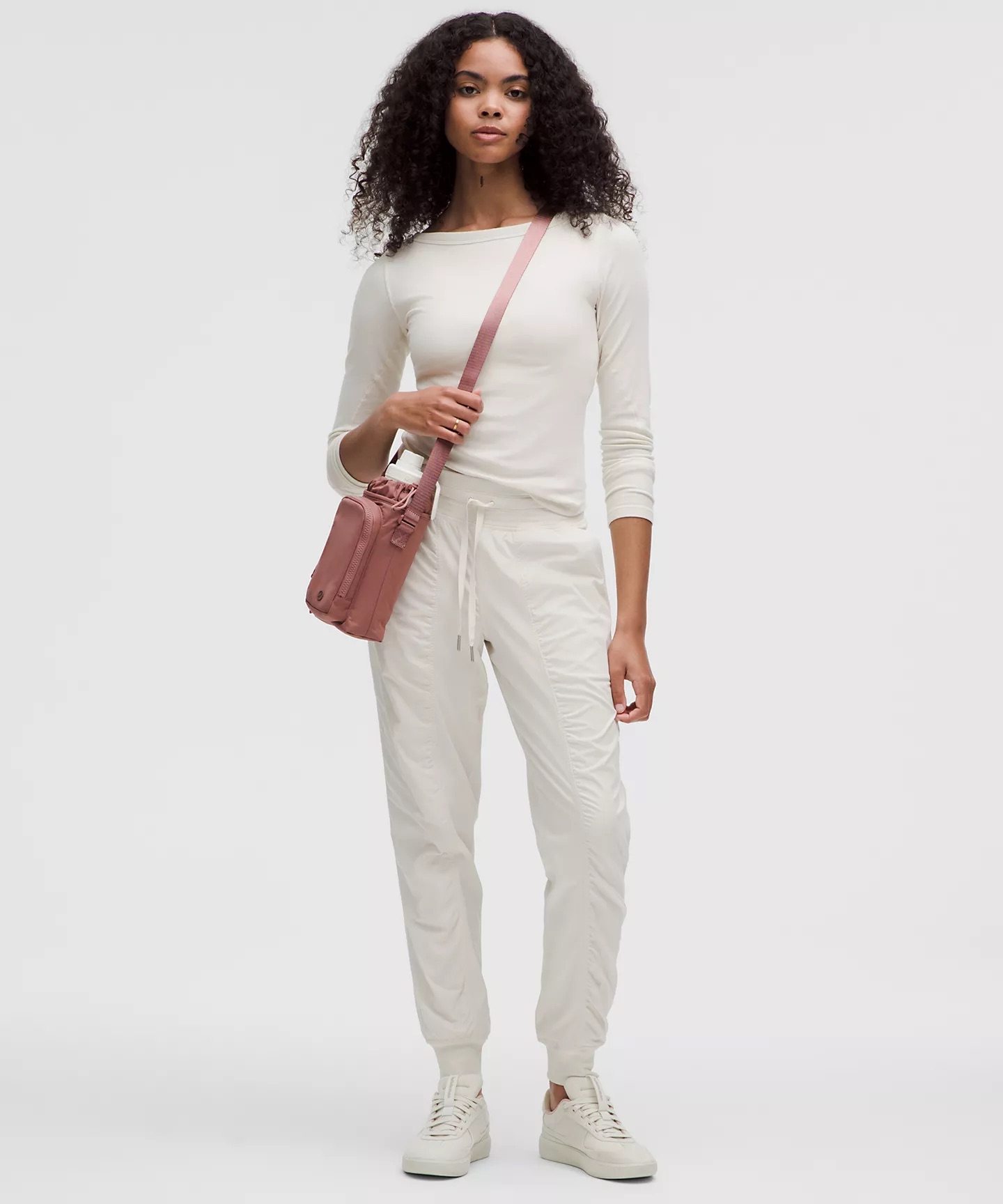 Lululemon Water Bottle Crossbody with Front Pocket 2L