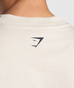 LIFTING ESSENTIALS GRAPHIC BRUSHED OVERSIZED SWEATSHIRT