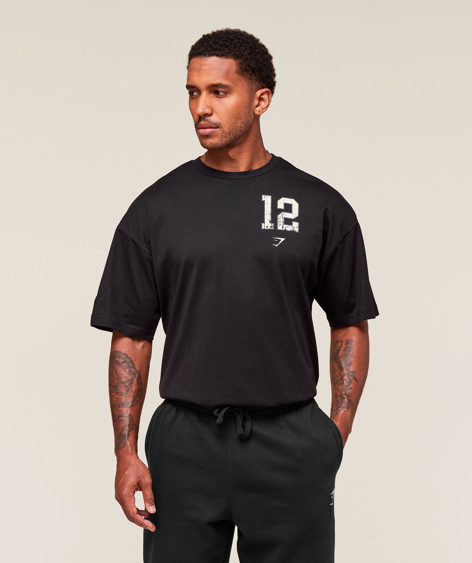 COLLEGIATE GRAPHIC T-SHIRT
