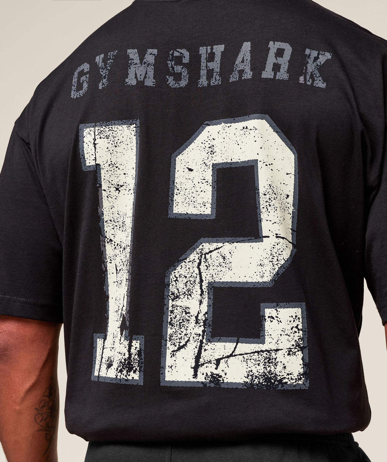 COLLEGIATE GRAPHIC T-SHIRT