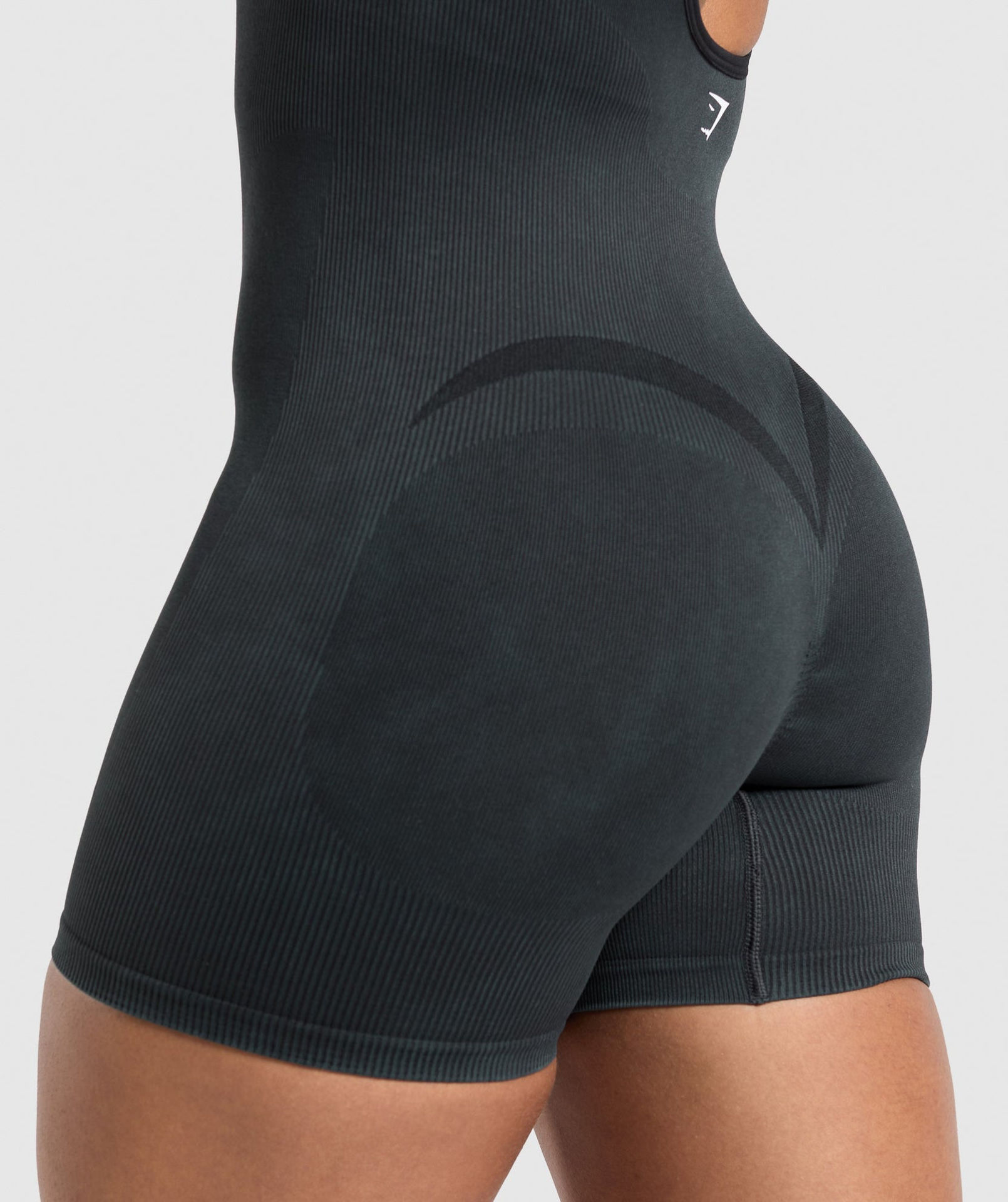 GAINS SEAMLESS ALL-IN-ONE