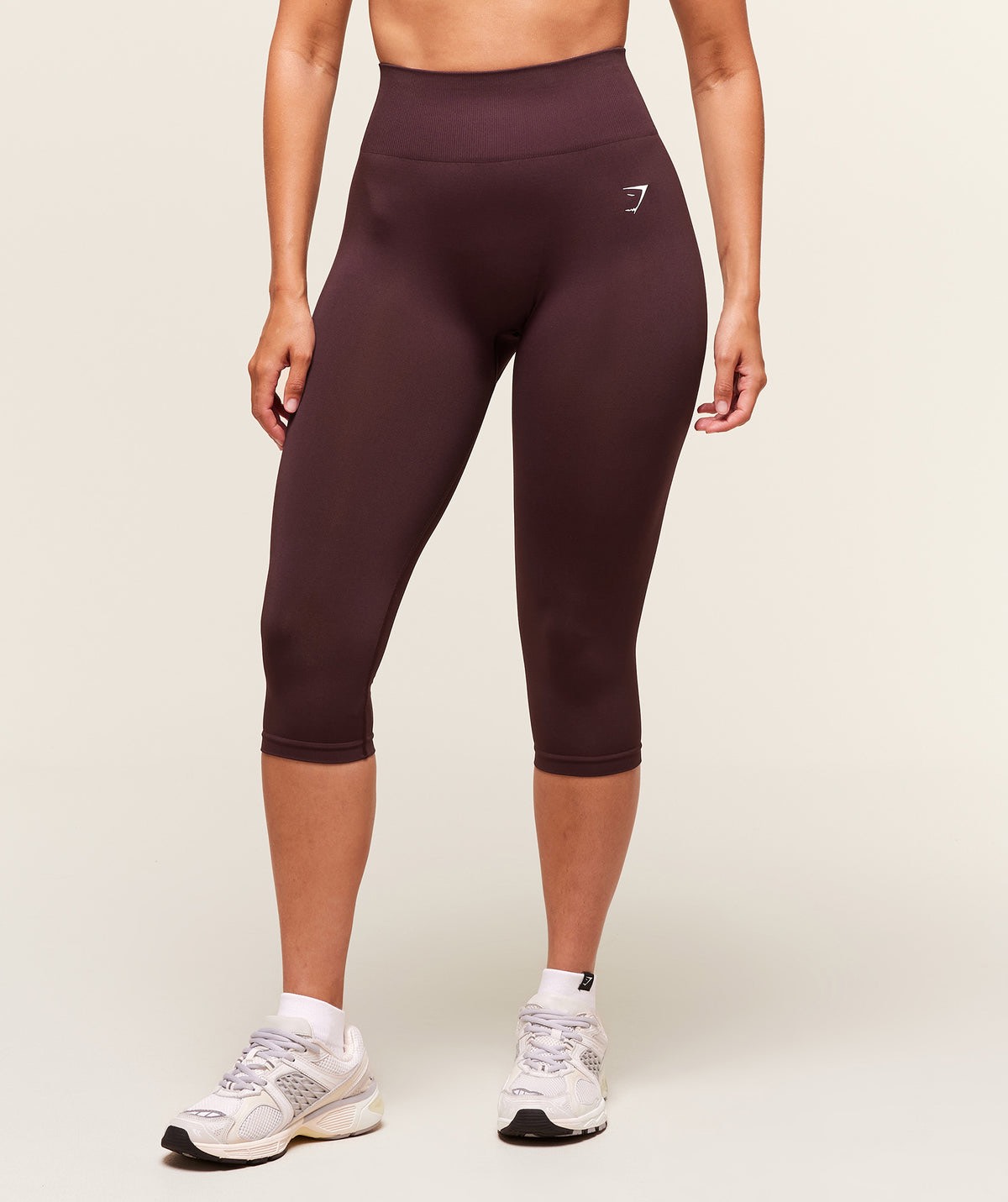 EVERYDAY SEAMLESS CAPRI LEGGINGS