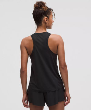 Fast and Free Singlet